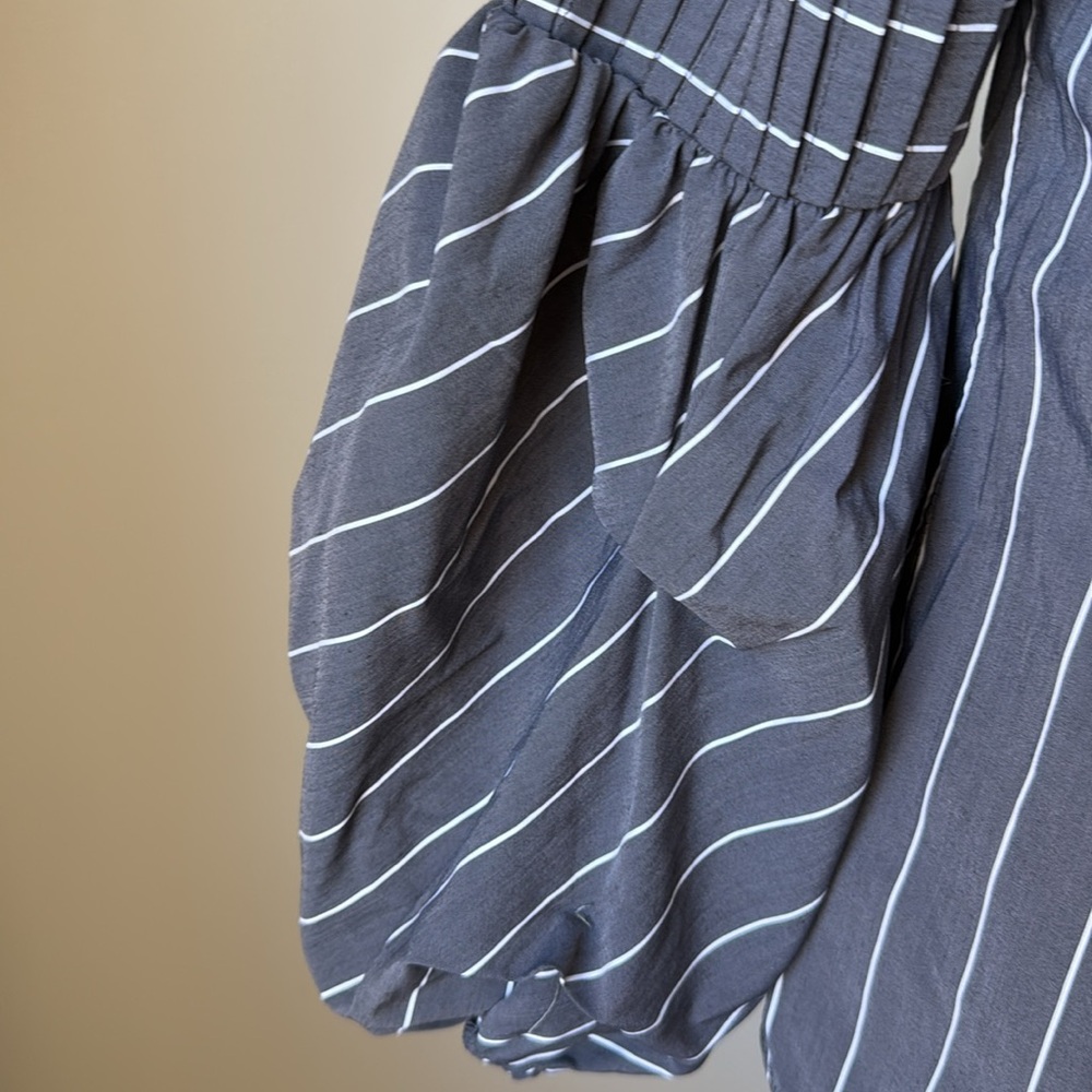 Alpha & Omega Striped Balloon Sleeve Top - Picture 4 of 10